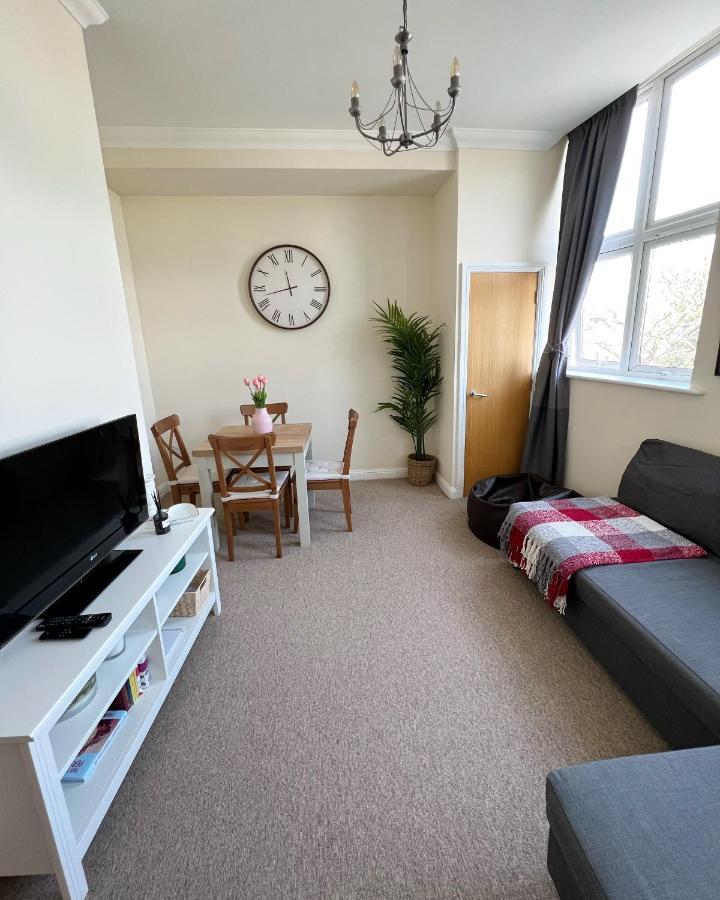 Cosy Town Centre Apartment Close To Beach Bournemouth Exteriér fotografie